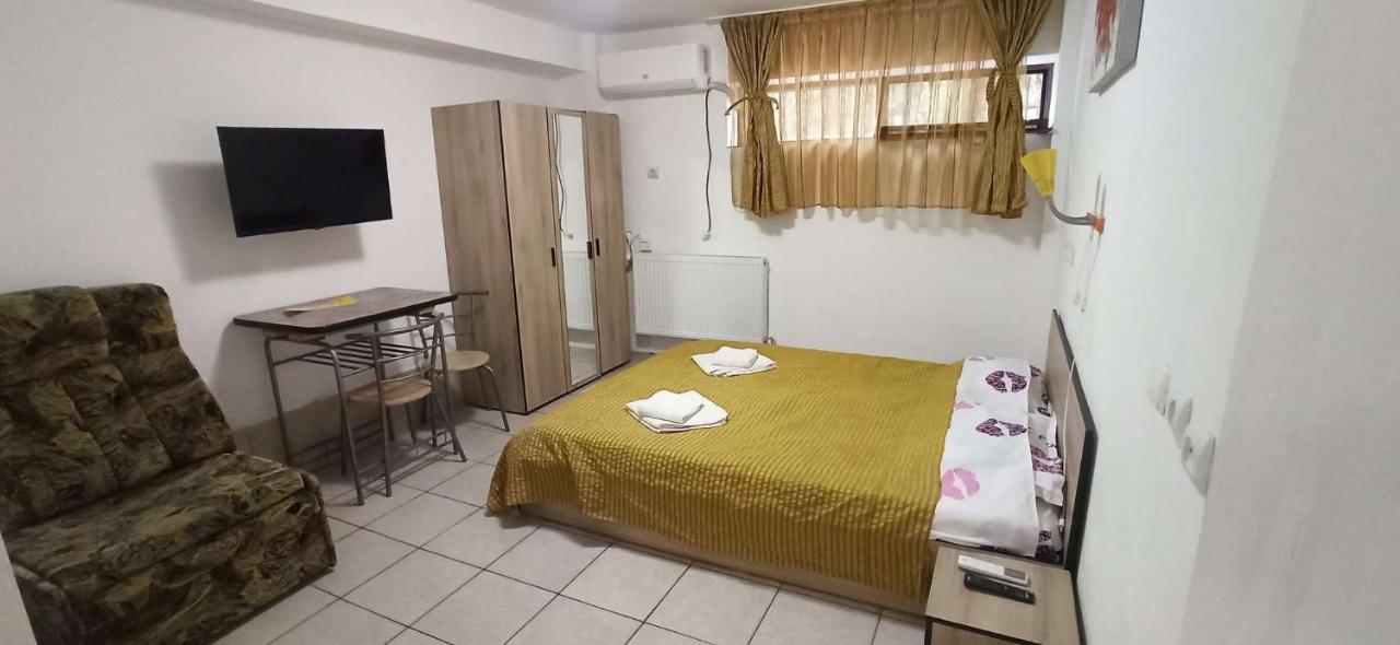 Апартаменти Garsoniere Victor Seaview Aer Conditionat Primim Carduri Vacanta 150 M De Plaja Reyna Beach Констанца Екстер'єр фото