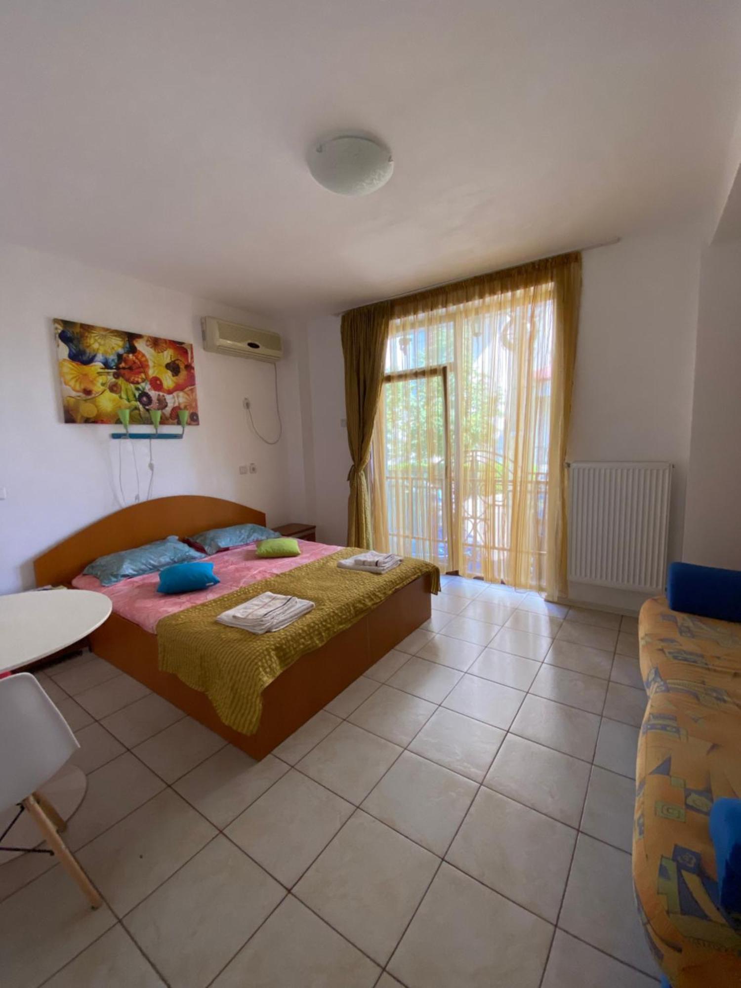 Апартаменти Garsoniere Victor Seaview Aer Conditionat Primim Carduri Vacanta 150 M De Plaja Reyna Beach Констанца Екстер'єр фото