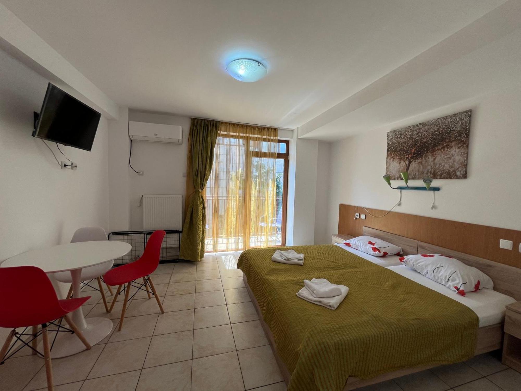 Апартаменти Garsoniere Victor Seaview Aer Conditionat Primim Carduri Vacanta 150 M De Plaja Reyna Beach Констанца Екстер'єр фото