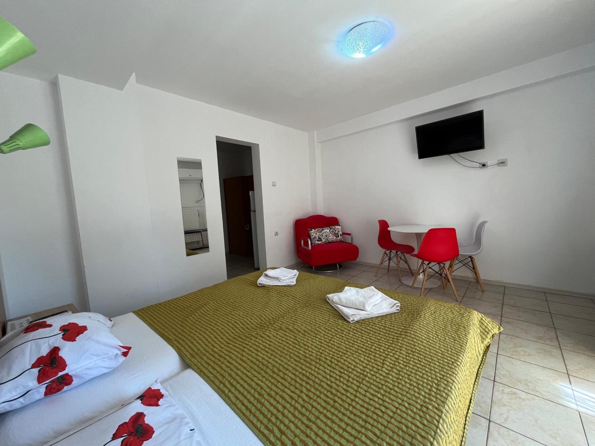 Апартаменти Garsoniere Victor Seaview Aer Conditionat Primim Carduri Vacanta 150 M De Plaja Reyna Beach Констанца Екстер'єр фото