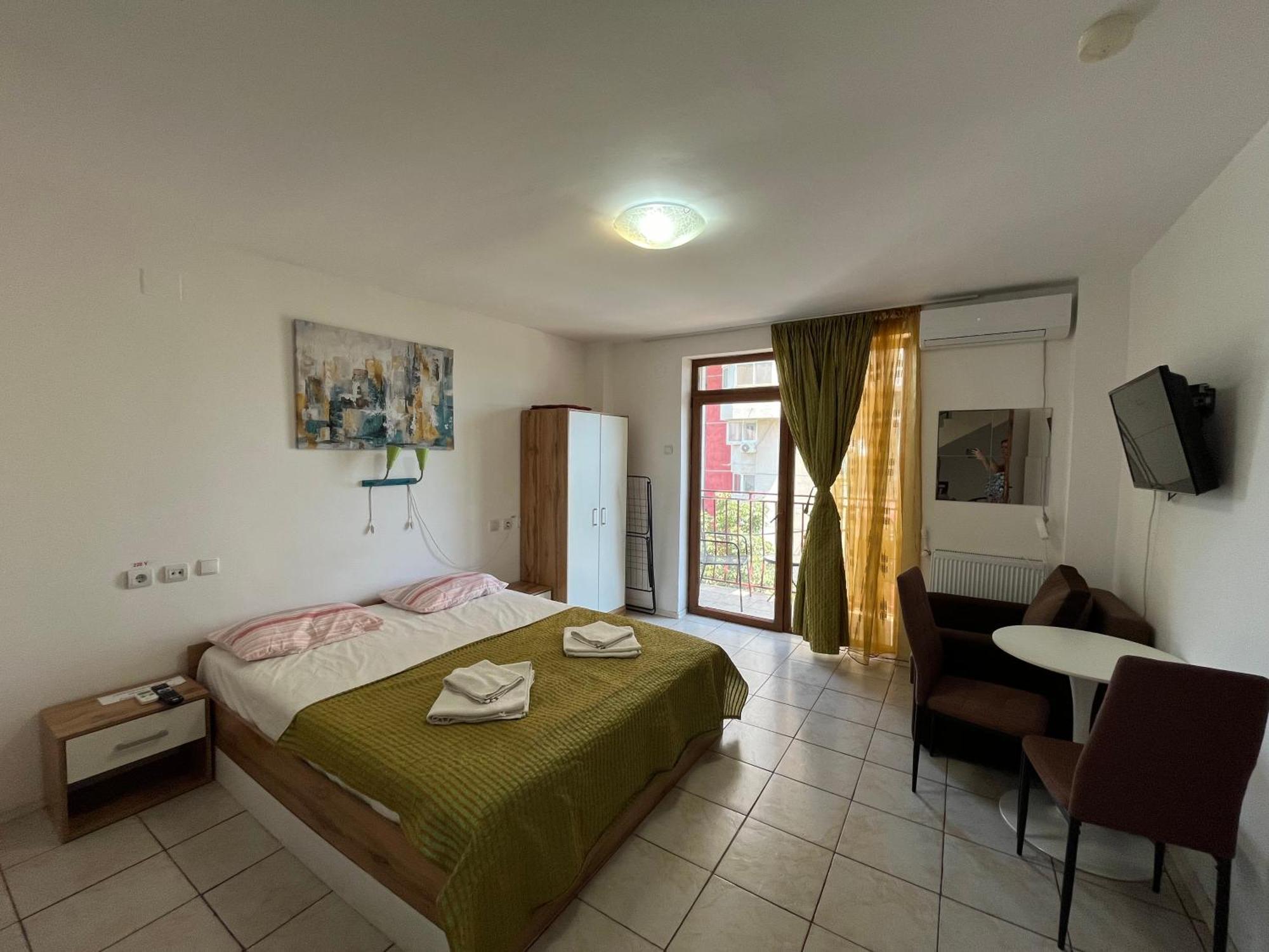 Апартаменти Garsoniere Victor Seaview Aer Conditionat Primim Carduri Vacanta 150 M De Plaja Reyna Beach Констанца Екстер'єр фото