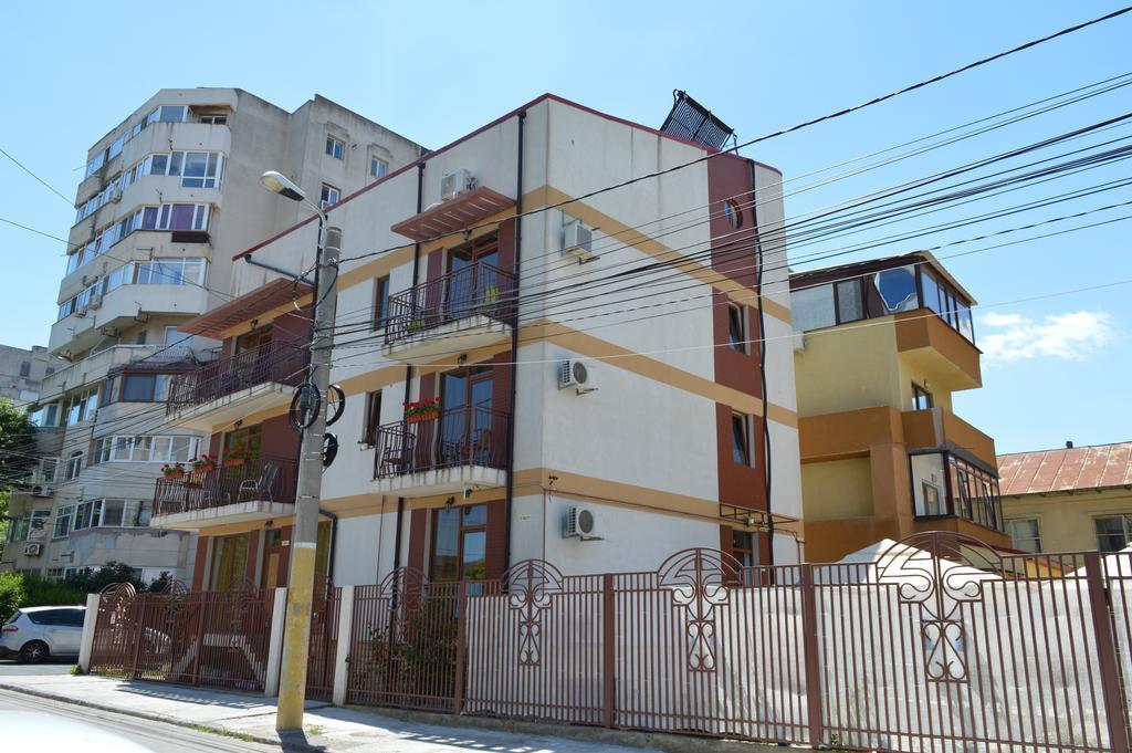 Апартаменти Garsoniere Victor Seaview Aer Conditionat Primim Carduri Vacanta 150 M De Plaja Reyna Beach Констанца Екстер'єр фото