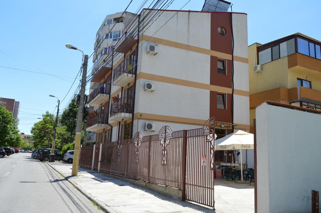 Апартаменти Garsoniere Victor Seaview Aer Conditionat Primim Carduri Vacanta 150 M De Plaja Reyna Beach Констанца Екстер'єр фото