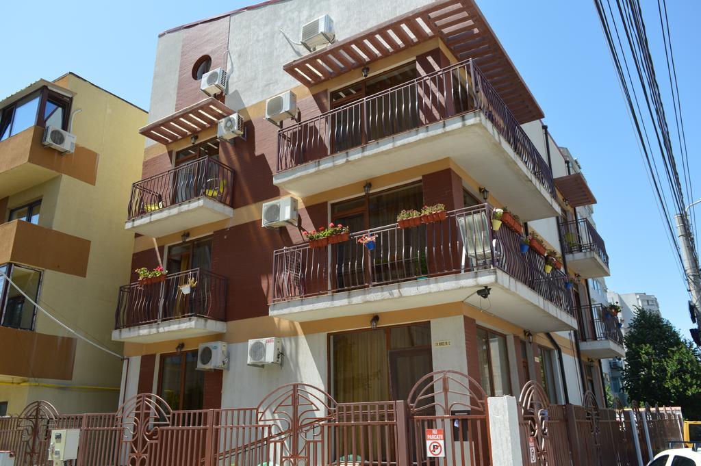 Апартаменти Garsoniere Victor Seaview Aer Conditionat Primim Carduri Vacanta 150 M De Plaja Reyna Beach Констанца Екстер'єр фото